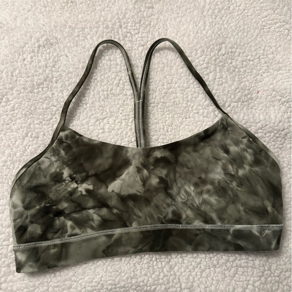 Lululemon - Flow Y Bra - Size 10